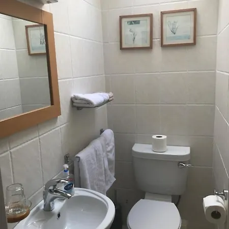 Teac Seain Bar & Bed & Breakfast Anascaul
