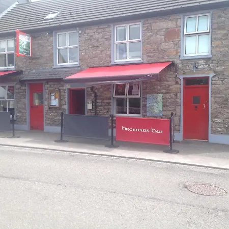Teac Seain Bar & Bed & Breakfast *