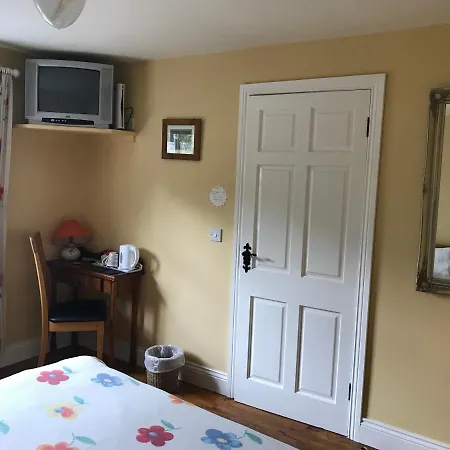 Teac Seain Bar & Bed & Breakfast Anascaul