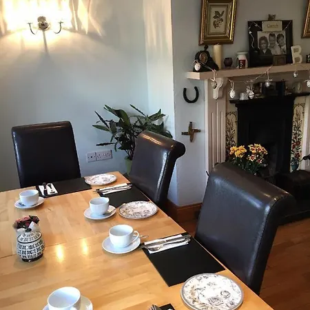Teac Seain Bar & Bed & Breakfast Anascaul