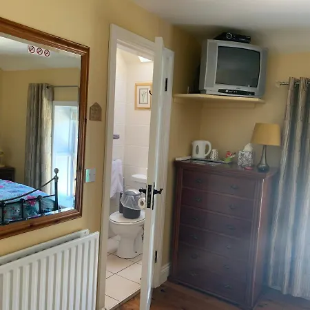 Teac Seain Bar & Bed & Breakfast