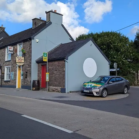 Teac Seain Bar & Bed & Breakfast